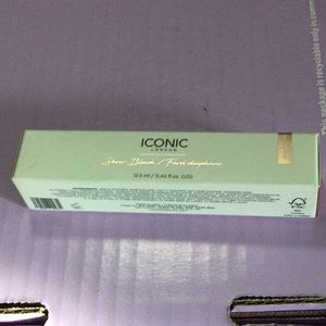 Iconic London Sheer Blush in Rose Riot. New/Never opened